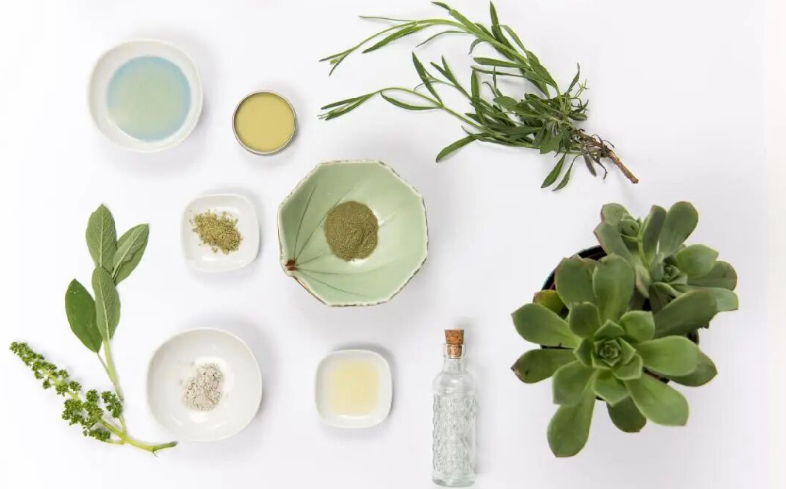 2026 化妆品监管新规落地 中欧美亚全域合规升级